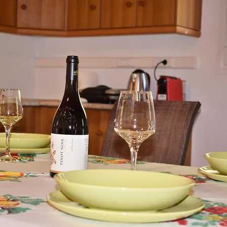 Cozy With Garden And Olive Grove Of 5 Acr Mavrata