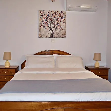 Cozy With Garden And Olive Grove Of 5 Acr Hébergement de vacances
